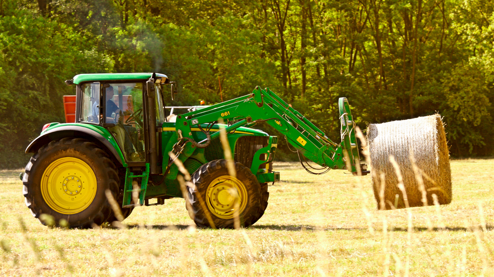 Accesează măsura DR-13 Achiziții de utilaje agricole în sectorul vegetal